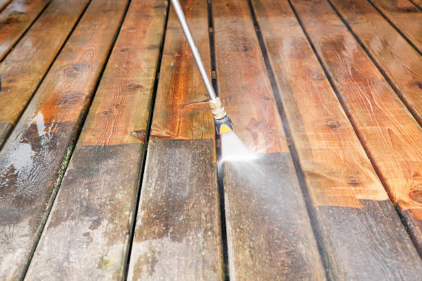 Best Deck and Patio Pressure Washing in Coon Rapids, MN
